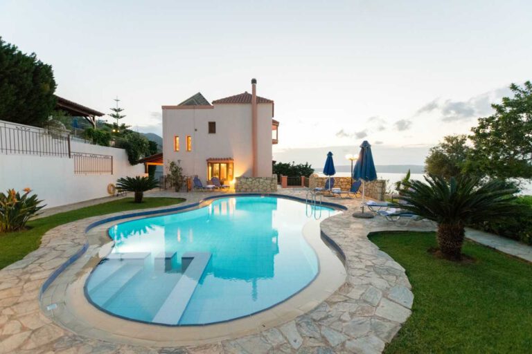 0v-517_Chania-Villa-for-sale-in-Megala-Chorafia-61-1