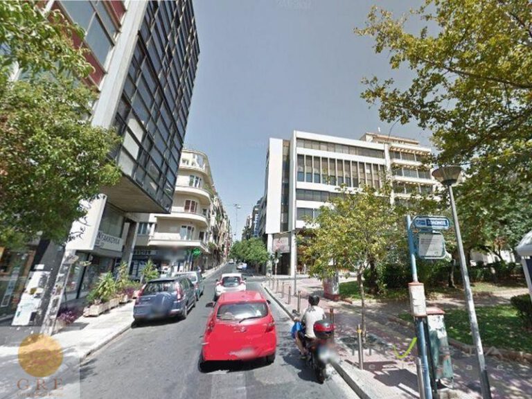 KOLONAKI-2700000-EURO