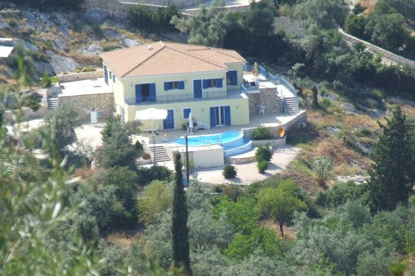 LY8pq3oA65PcbwHmO3l0vj9OMhQ_rxBRPctpIRSOHU4-1