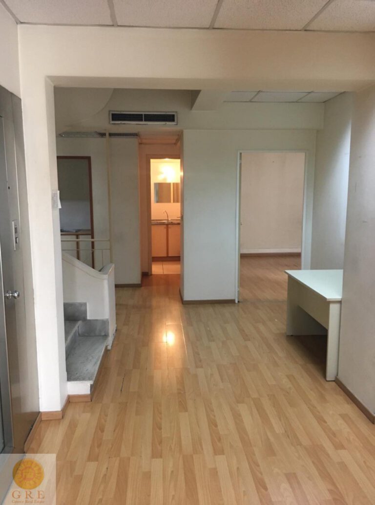 בניין-למכירה-באתונה-2