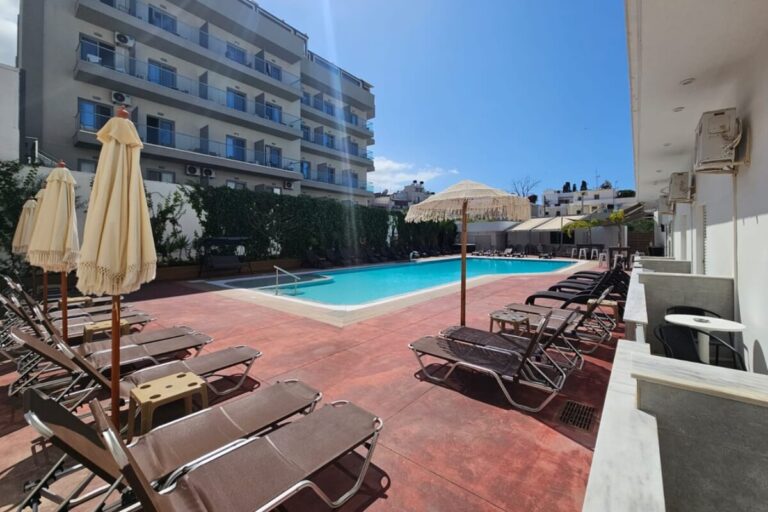 Hotel-74-Crete-1