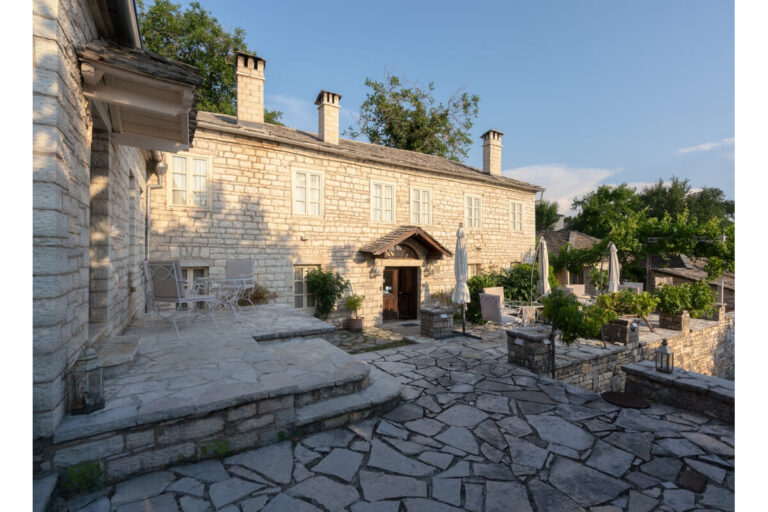 VillaGuesthouse-Zagoria-01-2-1
