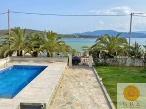 בית מסורתי 12 קורינתוס