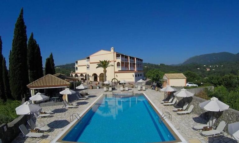 Hotel 90 Corfu