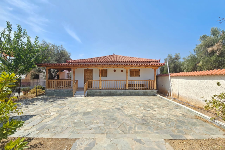 Traditional House 68 Evia (5)